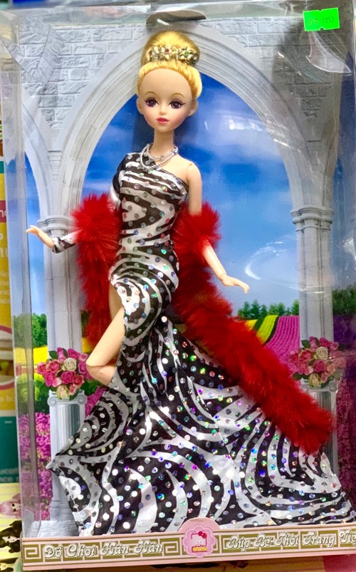 Mua Búp Bê Cô Dâu Xinh Đẹp Hồng Tặng Phụ Kiện 08 Món  03 Váy Ngắn  Hộp  Thường tại World Of Toys