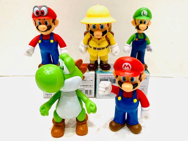 Mô hình trang trí composite nhân vật hoạt hình mario