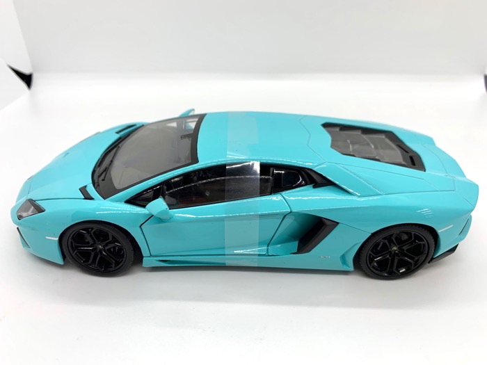 Xe mô hình 1:24 Lamborghini Aventador Coupe ( Welly )