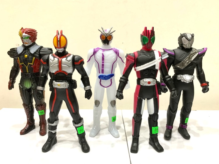 BANDAI Kamen Rider 11cm ( bán lẻ )